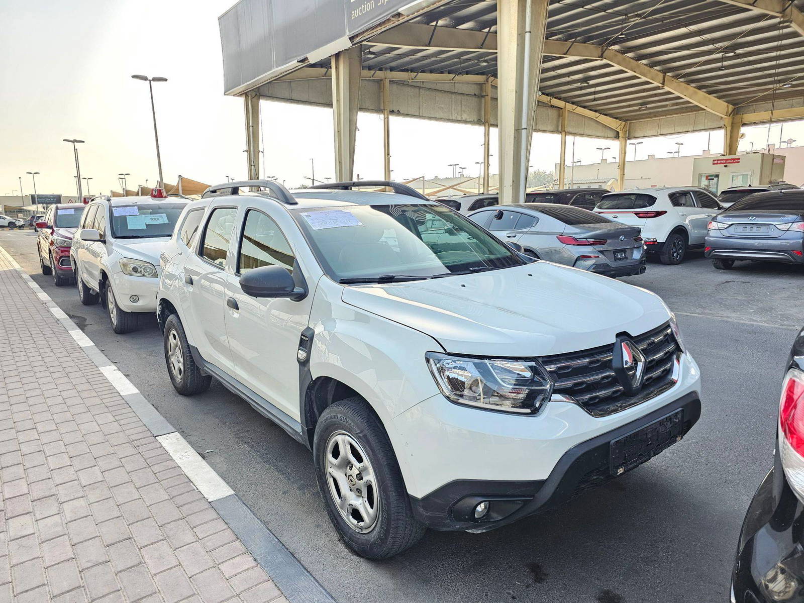 2023 RENAULT DUSTER — 137704 KM — Lot A048941 — Souq - Marhaba Auctions Used Cars - Image 4