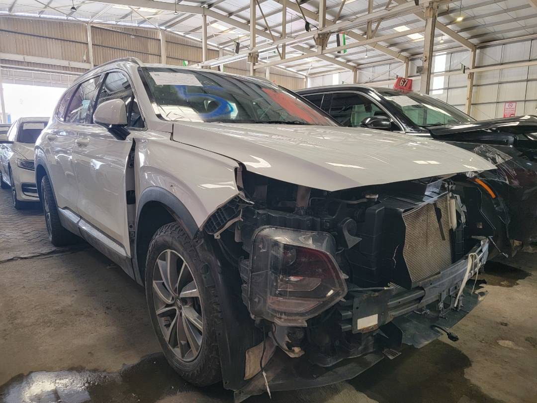 2020 HYUNDAI SANTA FE — 61759 Miles — Lot 40672485 — Main - Marhaba Auctions Used Cars - Image 4