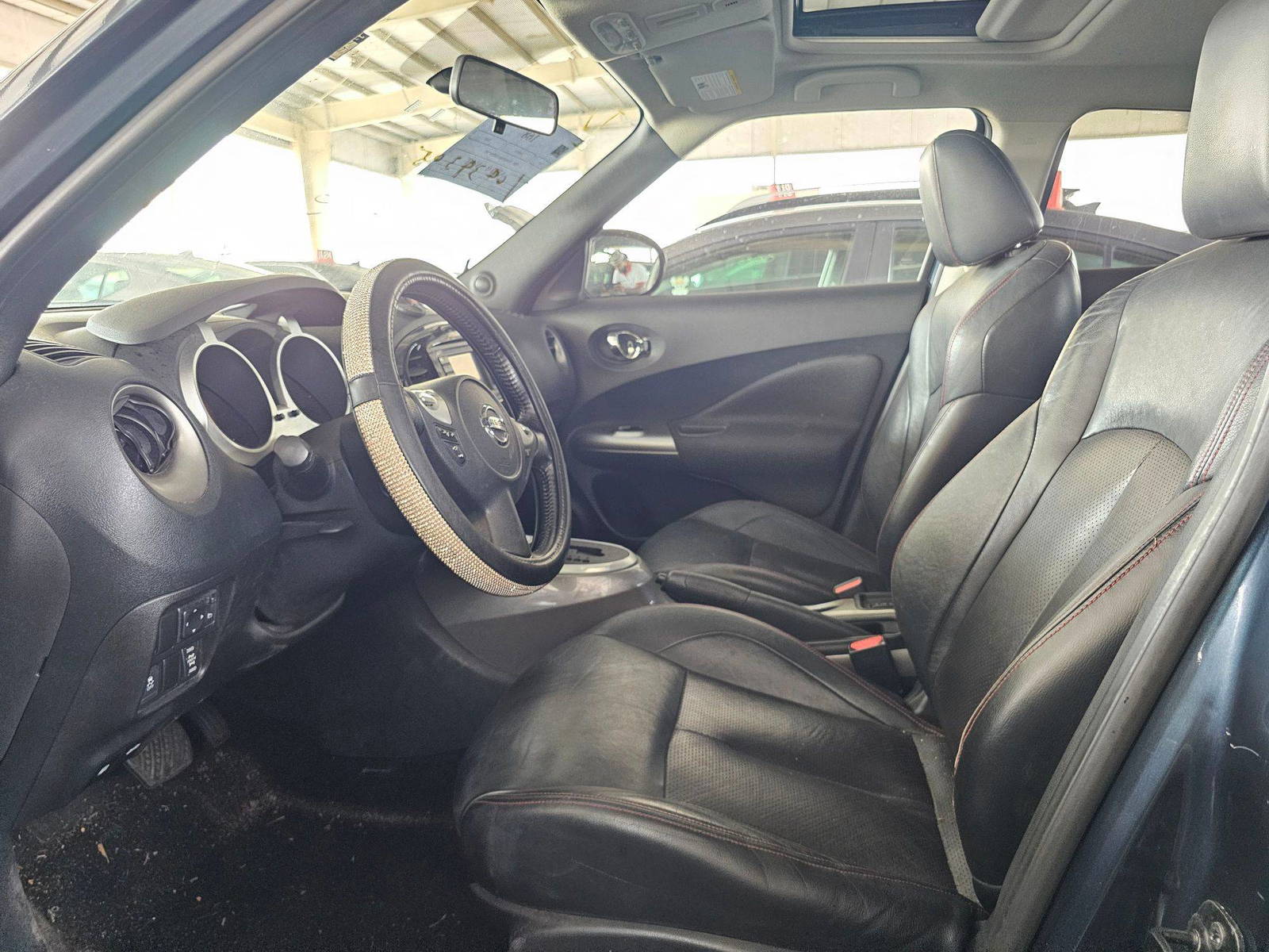 2011 NISSAN JUKE — 111331 Miles — Lot 40939305 — Souq - Marhaba Auctions Used Cars - Image 9