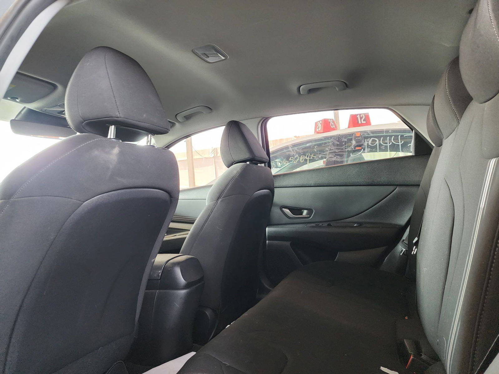 2021 HYUNDAI ELANTRA — 60240 Miles — Lot G7MU179139 — Souq - Marhaba Auctions Used Cars - Image 6