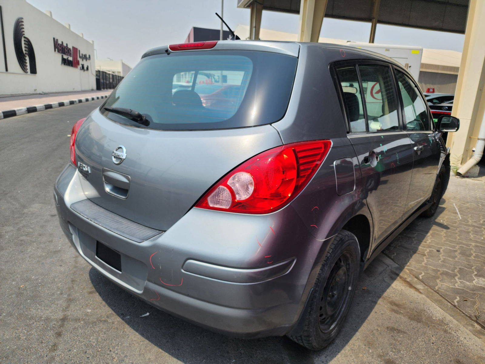 2009 NISSAN VERSA — 138781 Miles — Lot 54648 — Souq - Marhaba Auctions Used Cars - Image 3