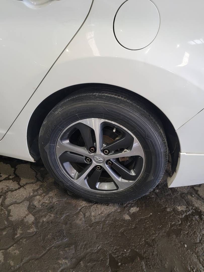 2012 HYUNDAI ELANTRA — 116638 KM — Lot S000200 — Main - Marhaba Auctions Used Cars - Image 9