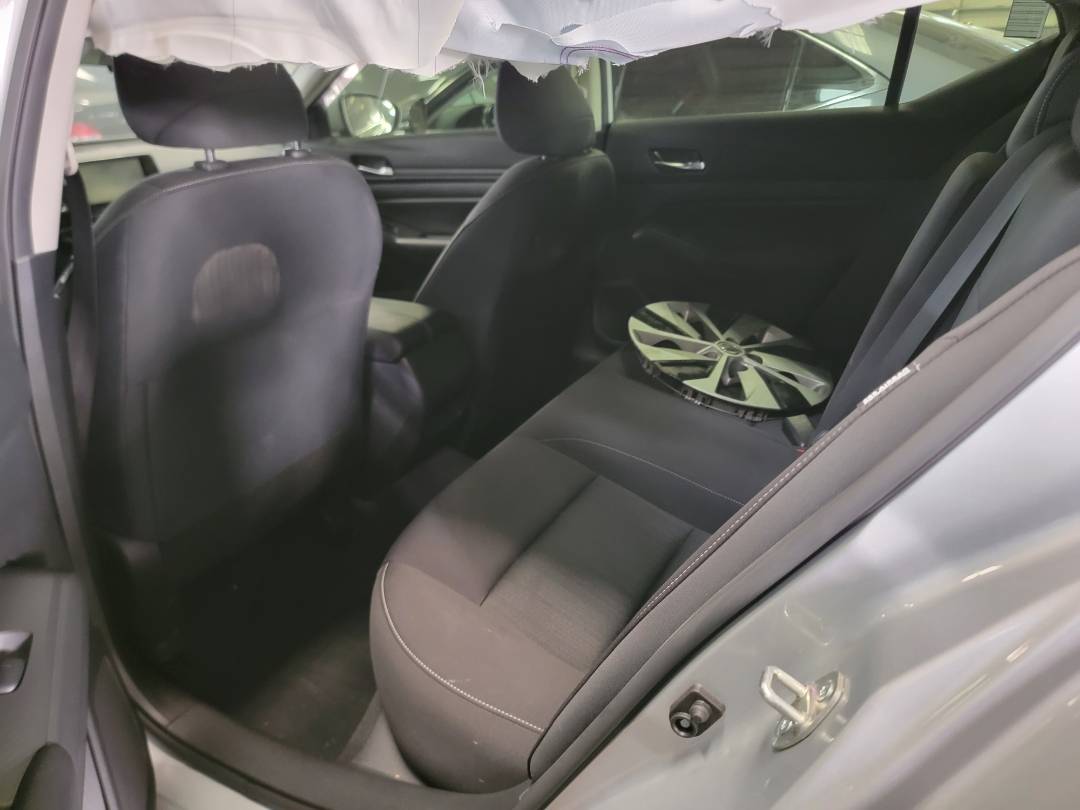 2021 NISSAN ALTIMA — 61720 Miles — Lot 363415 — Main - Marhaba Auctions Used Cars - Image 6