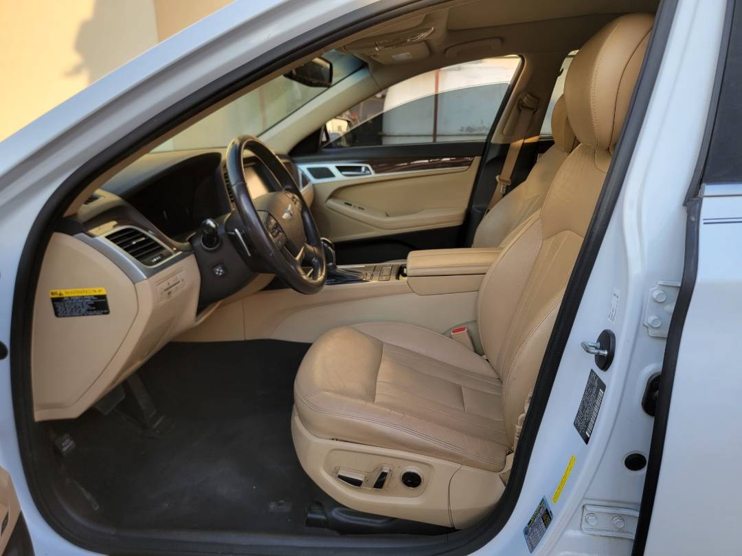 2015 HYUNDAI GENESIS — 138302 Miles — Lot 031183 — Main - Marhaba Auctions Used Cars - Image 8