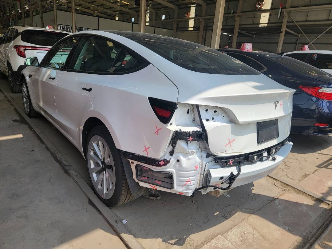 2023 TESLA MODEL 3 — 47424 Miles — Lot 47125315 — Souq - Marhaba Auctions Used Cars - Image 6