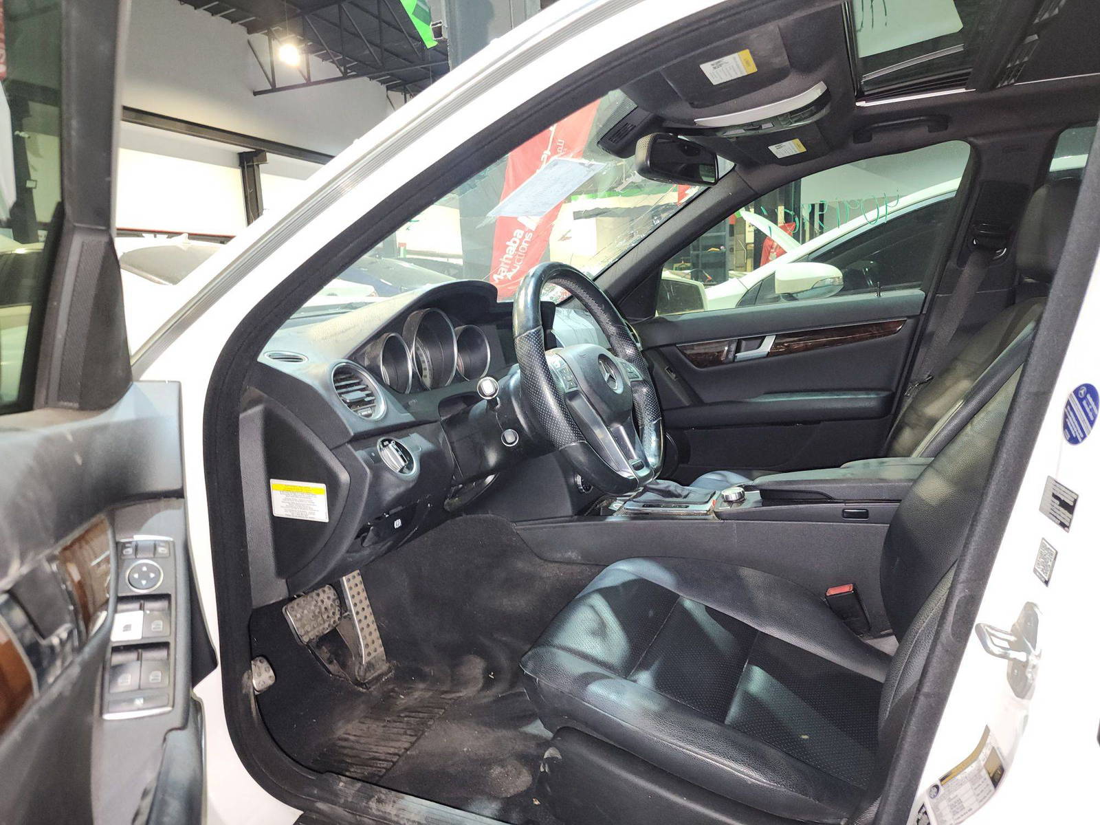 2014 MERCEDES BENZ C-250 — 234399 Miles — Lot 5EA951747 — Main - Marhaba Auctions Used Cars - Image 9