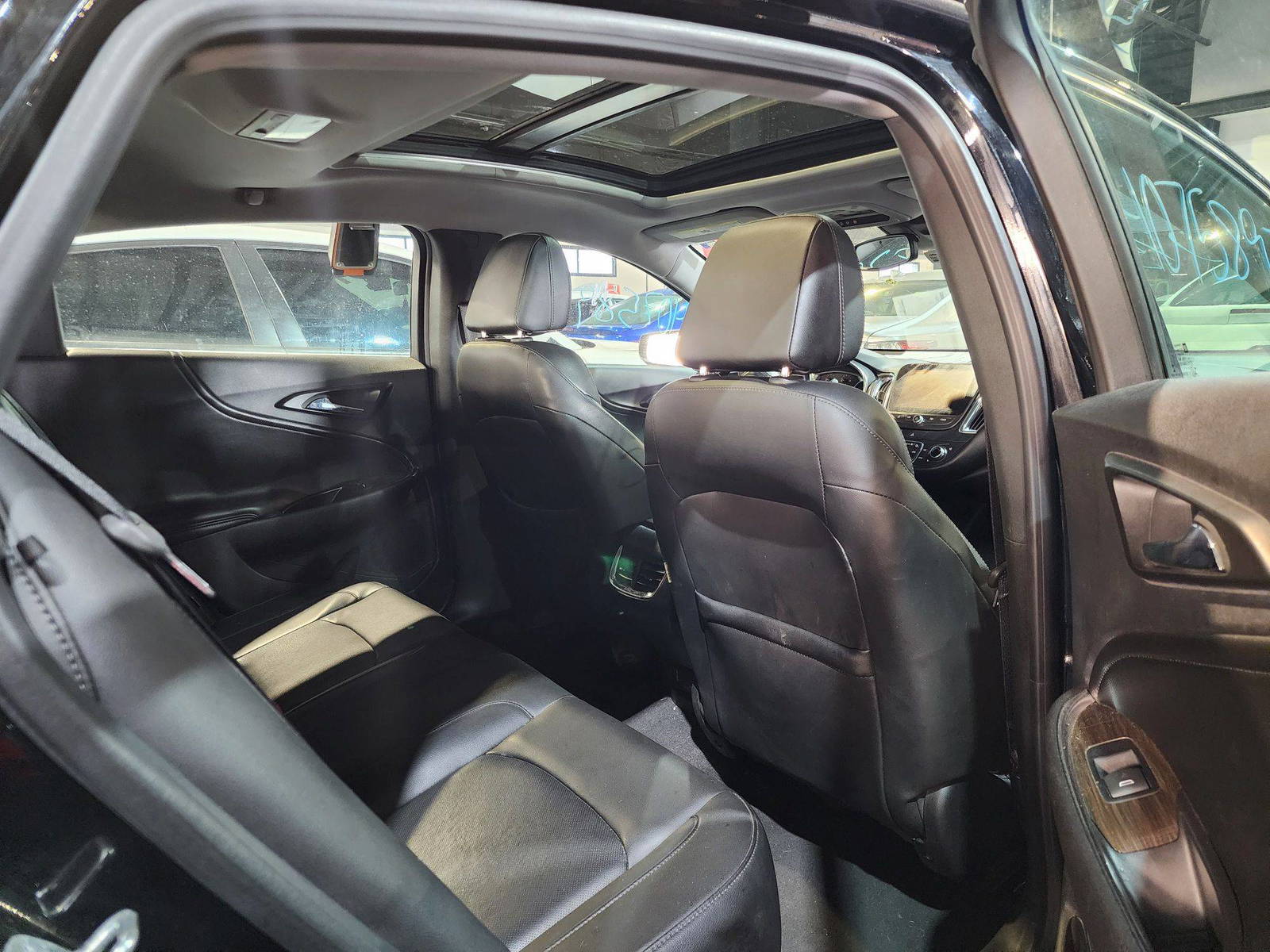 2016 CHEVROLET MALIBU — 153630 Miles — Lot 40758971 — Al Quoz - Marhaba Auctions Used Cars - Image 3