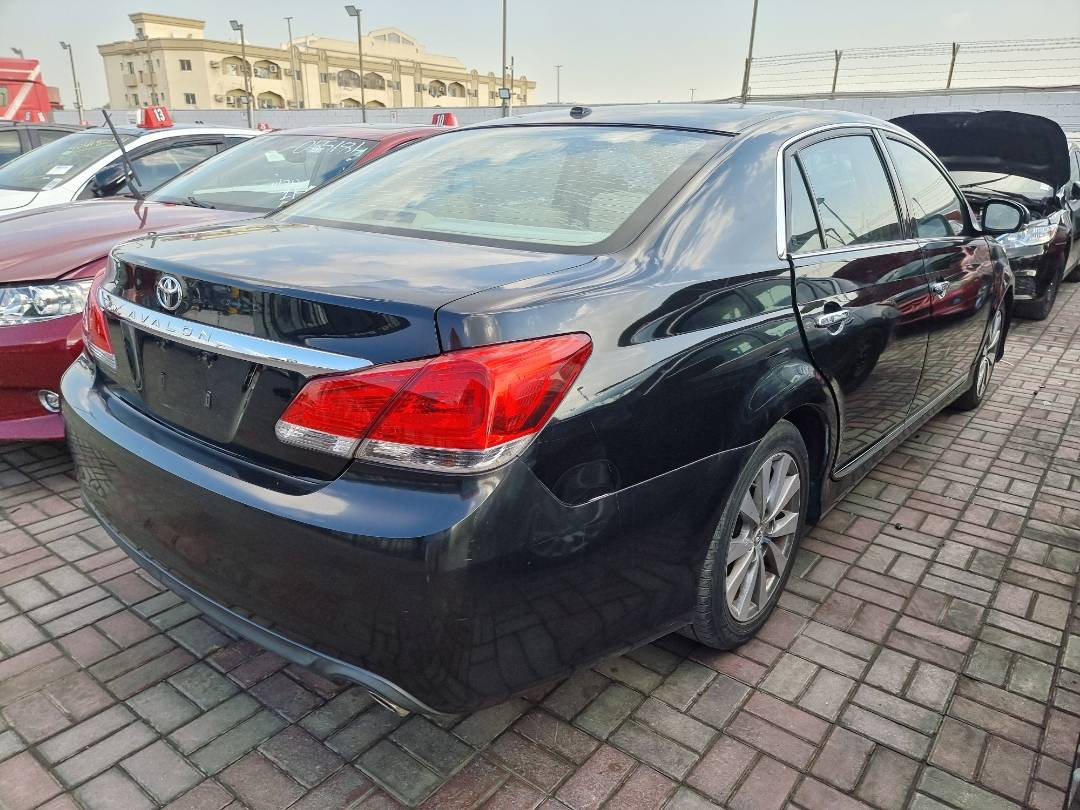 2011 TOYOTA AVALON — 268312 Miles — Lot 215487 — Ind. 12 - Marhaba Auctions Used Cars - Image 5
