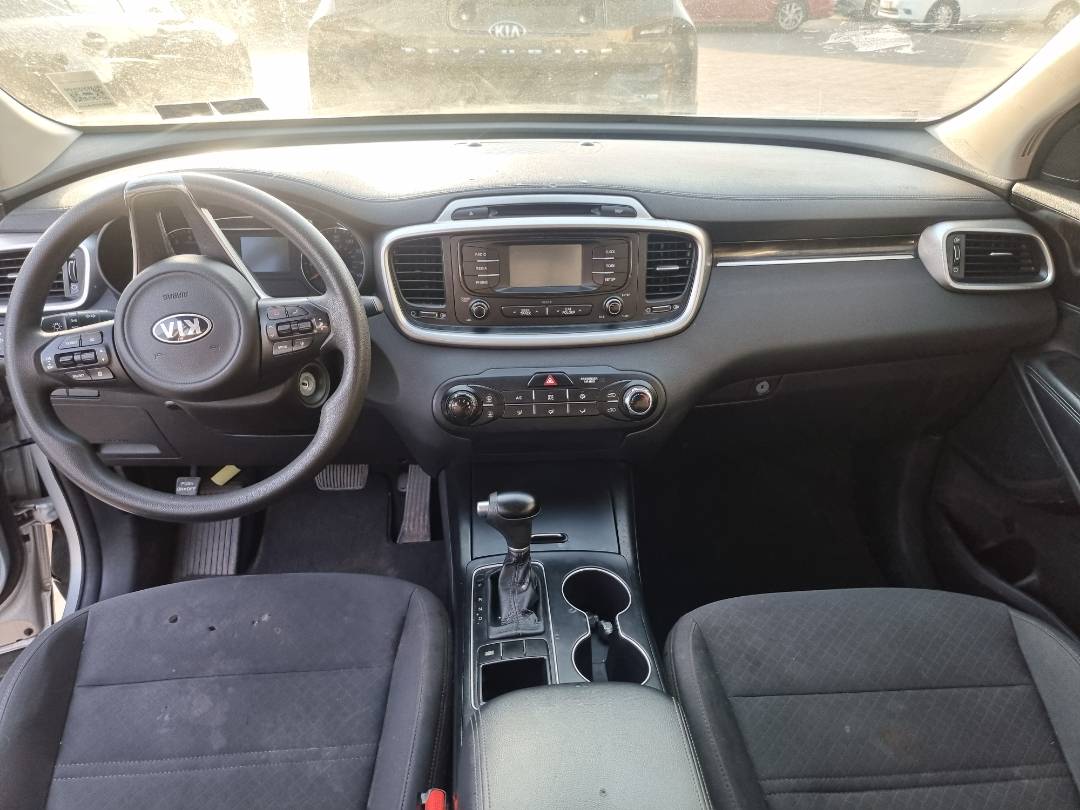 2018 KIA SORENTO — 118303 Miles — Lot 125487 — Main - Marhaba Auctions Used Cars - Image 8