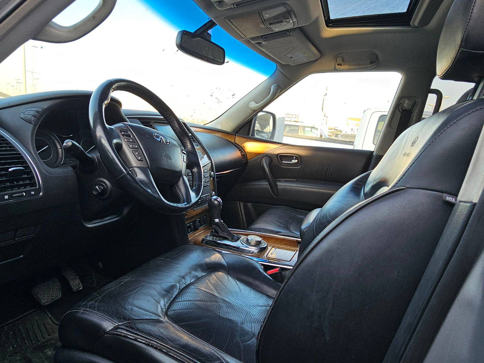 INFINITI QX80 2014 - Marhaba Auction Used Cars - Image 8