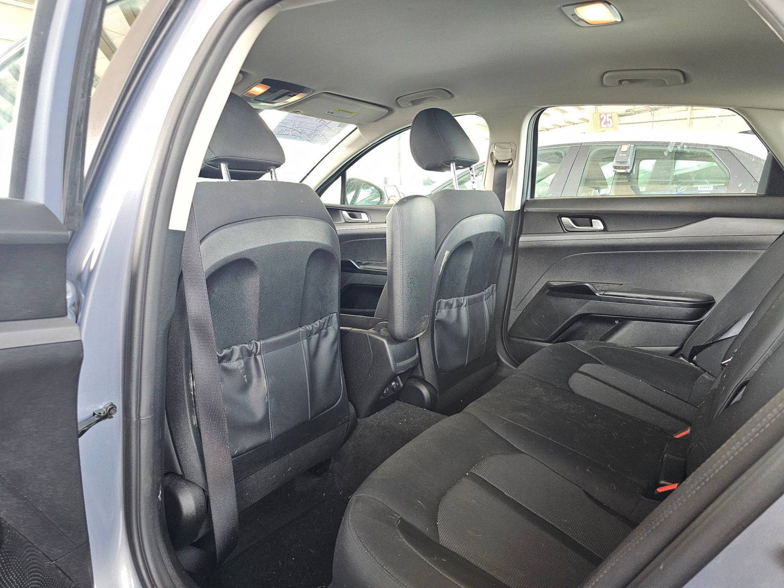 2022 KIA K5 — 27333 Miles — Lot 4J23NG125423 — Souq - Marhaba Auctions Used Cars - Image 6