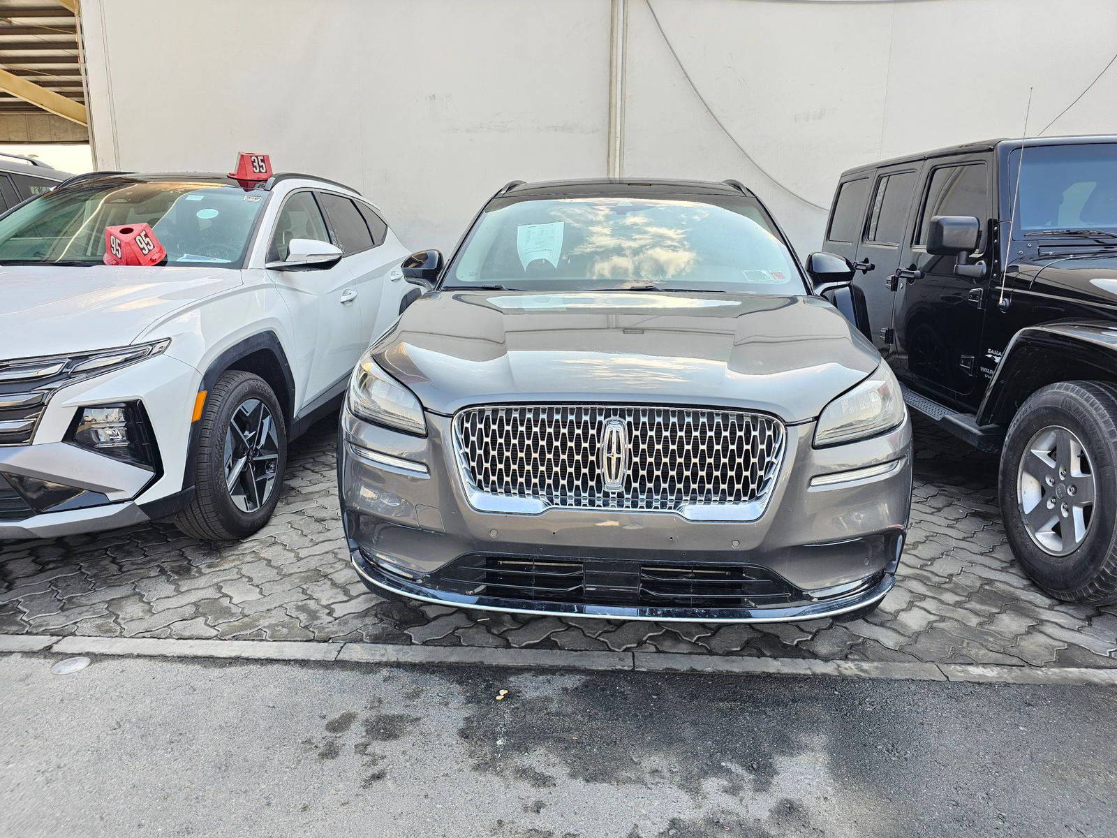 2021 LINCOLN CORSAIR — 15715 Miles — Lot 96MUL13103 — Souq - Marhaba Auctions Used Cars - Image 15