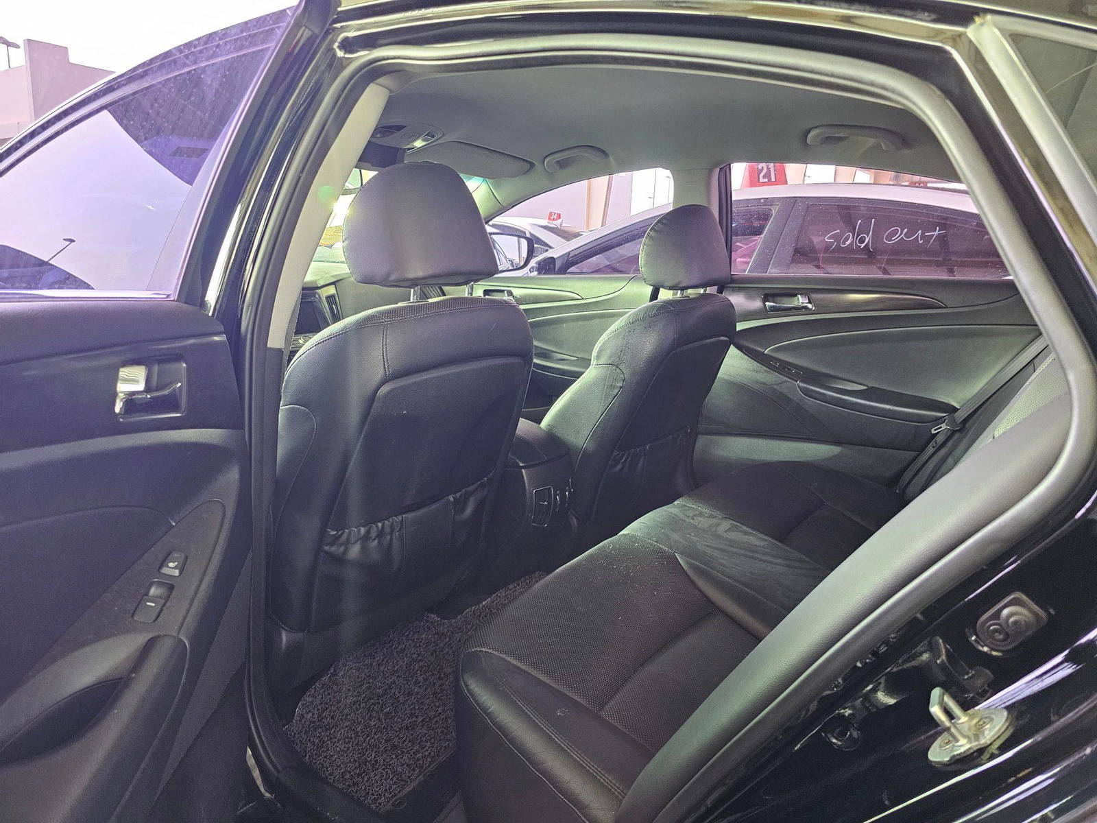 2012 HYUNDAI SONATA — 165331 KM — Lot 470835 — Souq - Marhaba Auctions Used Cars - Image 6