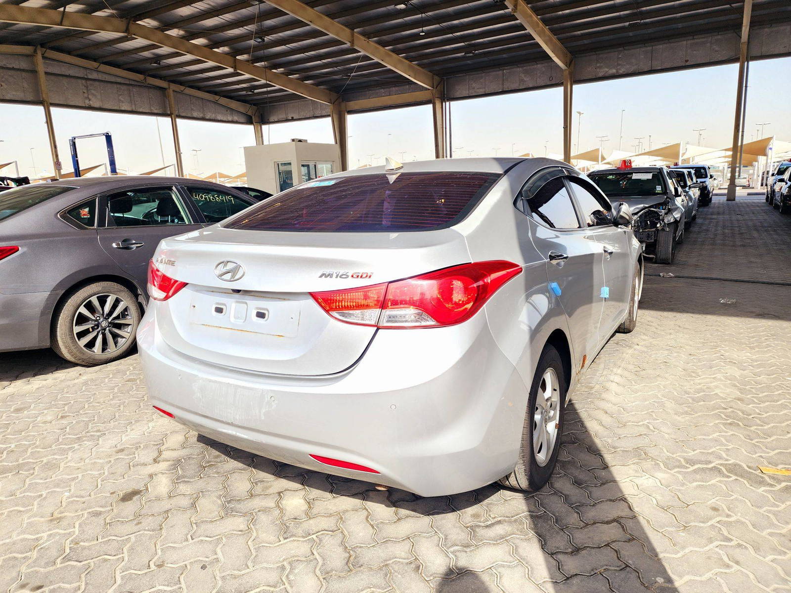 2011 HYUNDAI AVANTE — 207553 KM — Lot 144695 — Souq - Marhaba Auctions Used Cars - Image 3