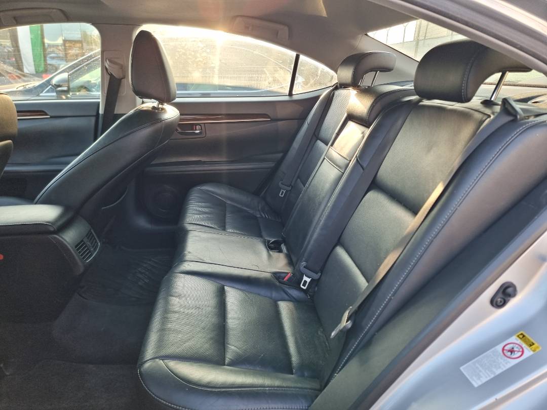2013 LEXUS ES 350 — 189950 Miles — Lot 125487 — Main - Marhaba Auctions Used Cars - Image 7