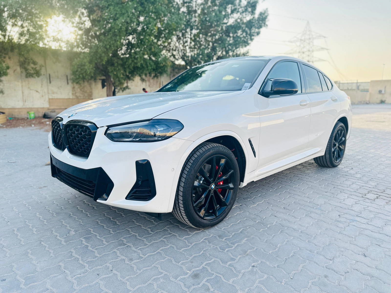 2024 BMW X4 M40i — 1165 KM — Lot V92332 — Al Quoz - Marhaba Auctions Used Cars - Image 5