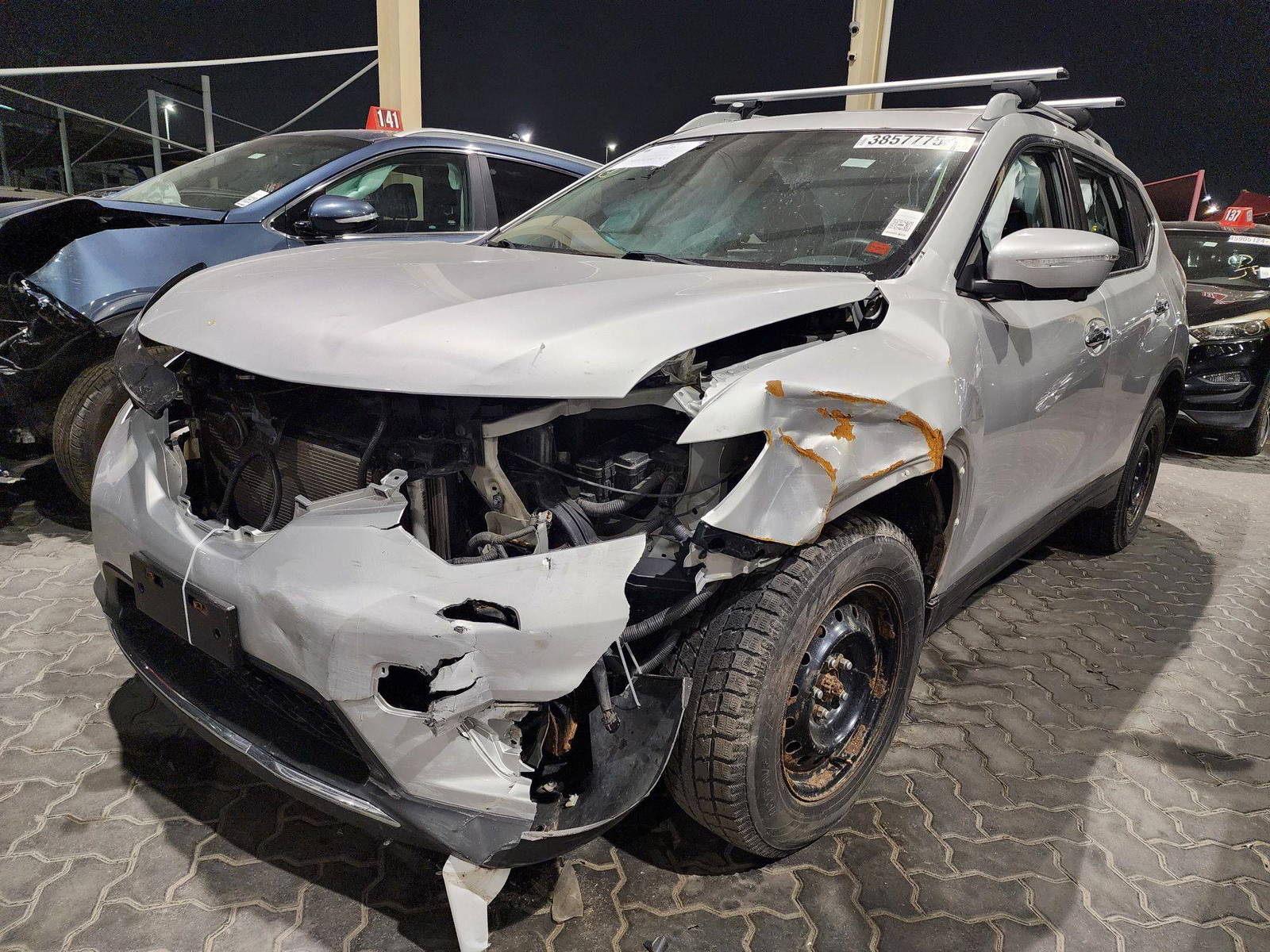 2015 NISSAN ROGUE — 176952 KM — Lot 38577754 — Souq - Marhaba Auctions Used Cars - Image 8