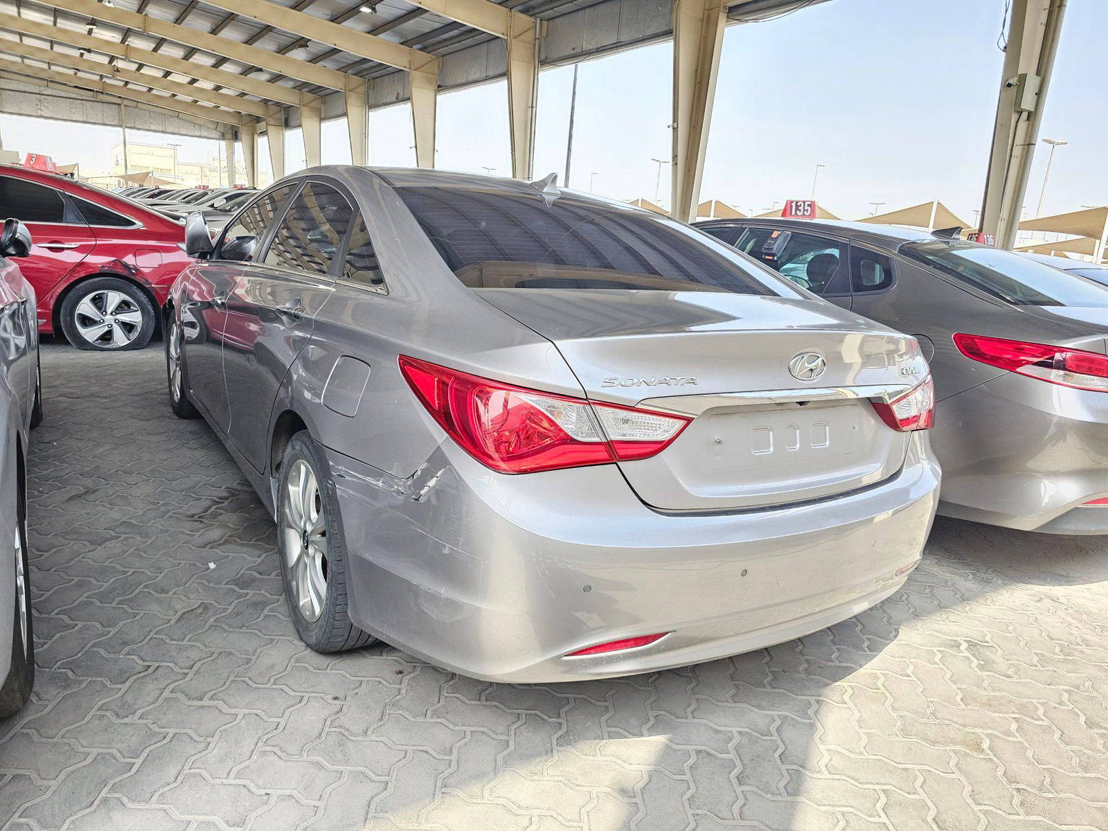 2012 HYUNDAI SONATA — 155068 KM — Lot 431039 — Souq - Marhaba Auctions Used Cars - Image 5