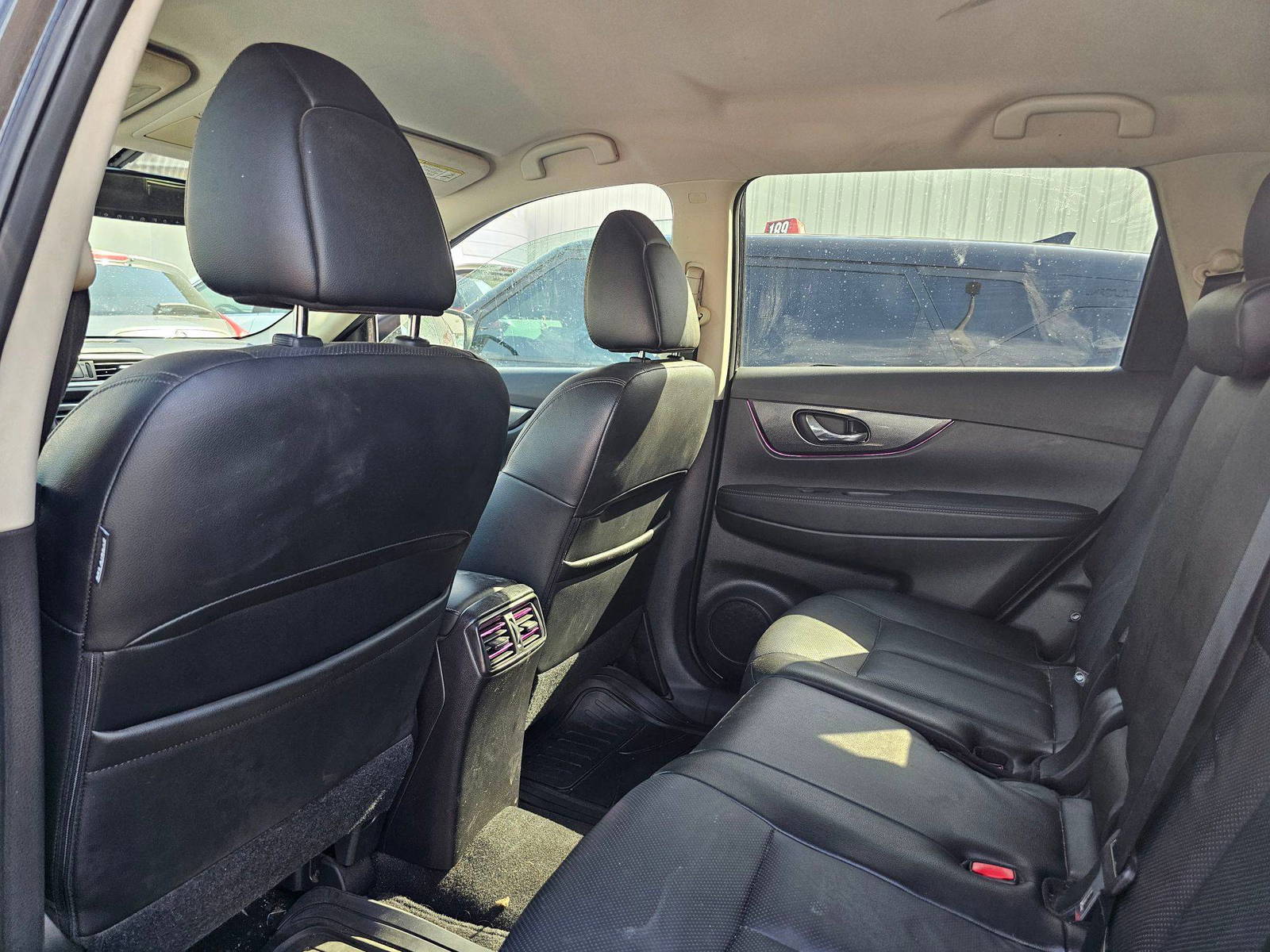 NISSAN ROGUE 2015 - Marhaba Auction Used Cars - Image 7
