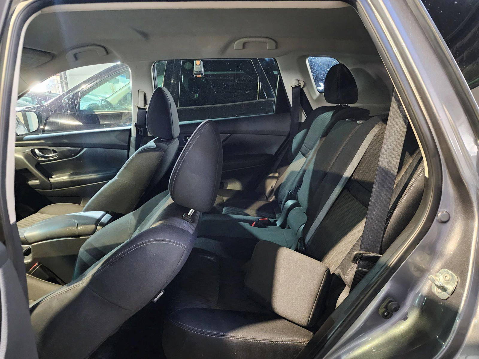 2019 NISSAN ROGUE — 164599 Miles — Lot 15396 — Al Quoz - Marhaba Auctions Used Cars - Image 7