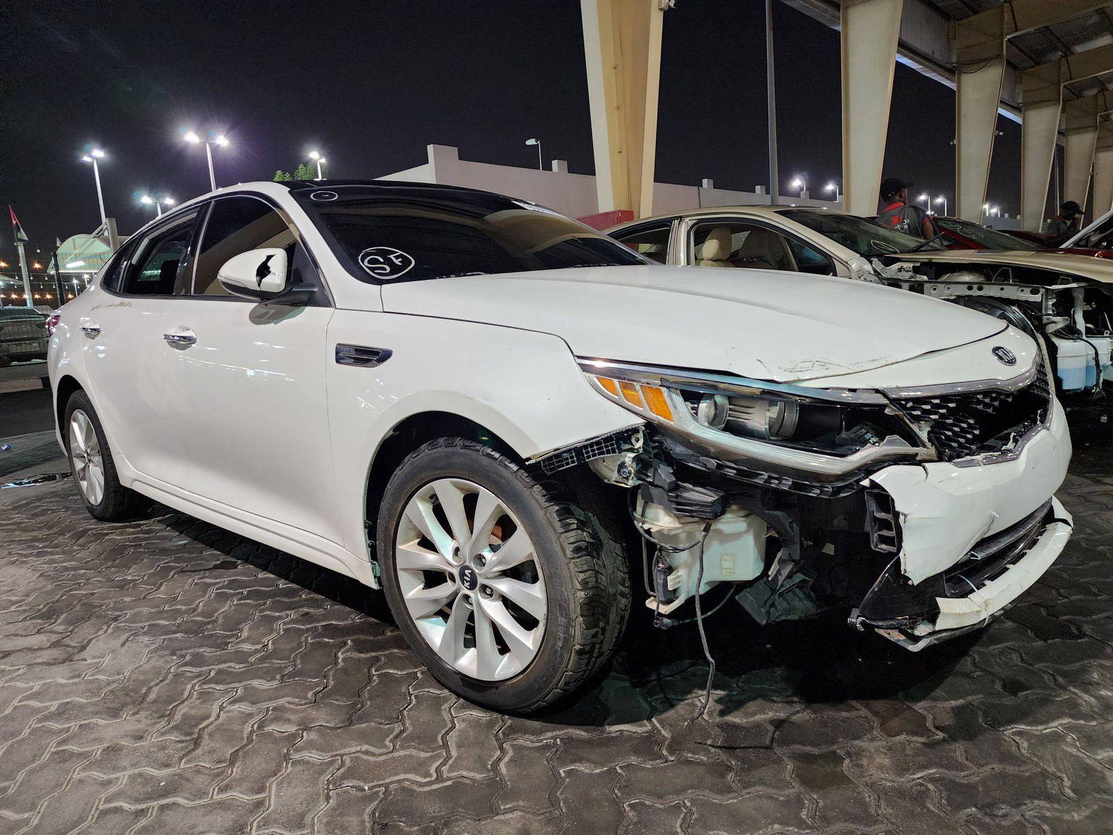 2018 KIA OPTIMA — 76906 Miles — Lot 33884 — Souq - Marhaba Auctions Used Cars - Image 4