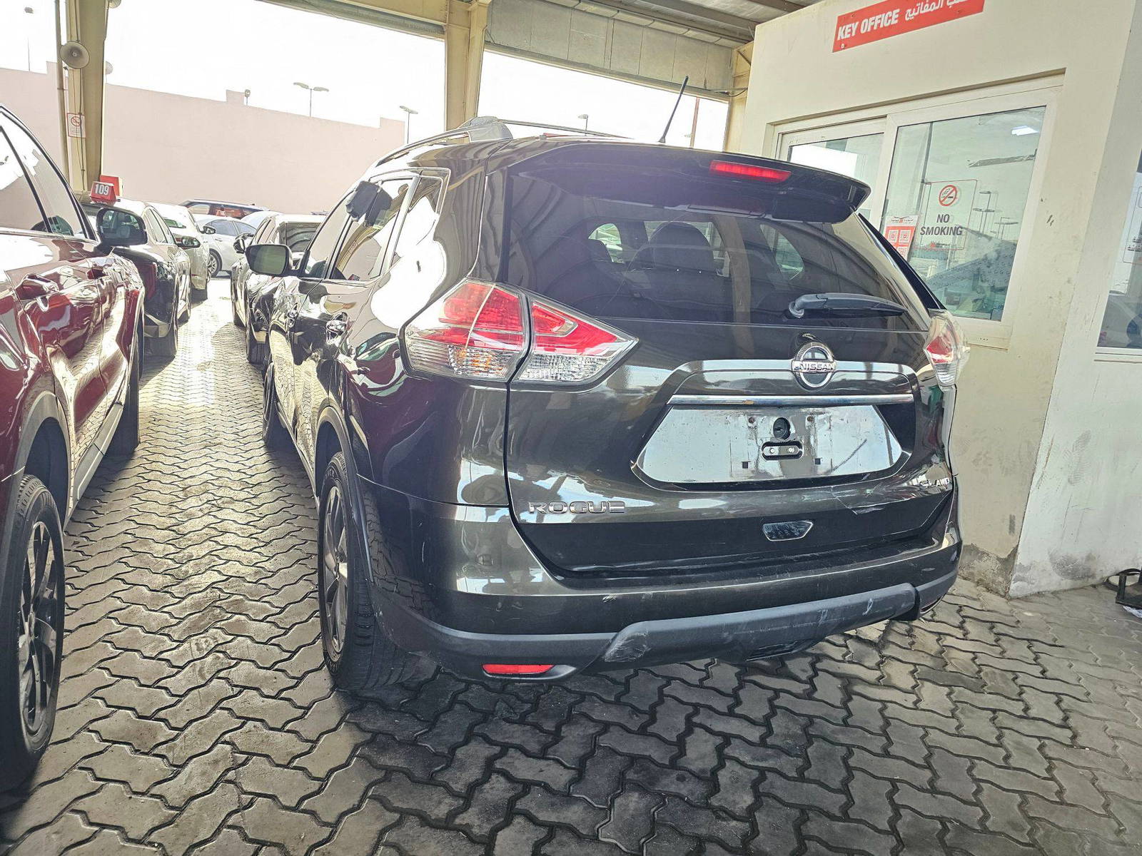 2015 NISSAN ROGUE — 202622 Miles — Lot 5FC842638 — Souq - Marhaba Auctions Used Cars - Image 3