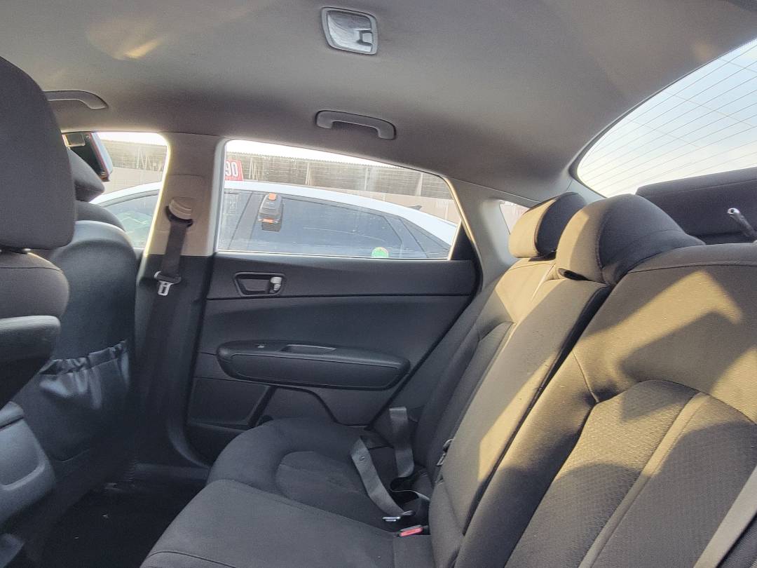 2018 KIA OPTIMA — 168521 Miles — Lot JG216092 — Main - Marhaba Auctions Used Cars - Image 6