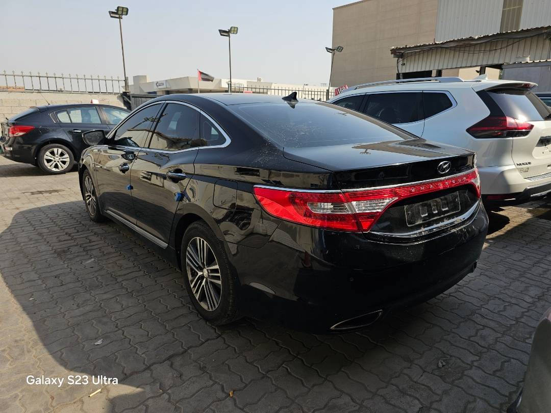 2014 HYUNDAI GRANDEUR — 190142 KM — Lot 350462 — Main - Marhaba Auctions Used Cars - Image 3