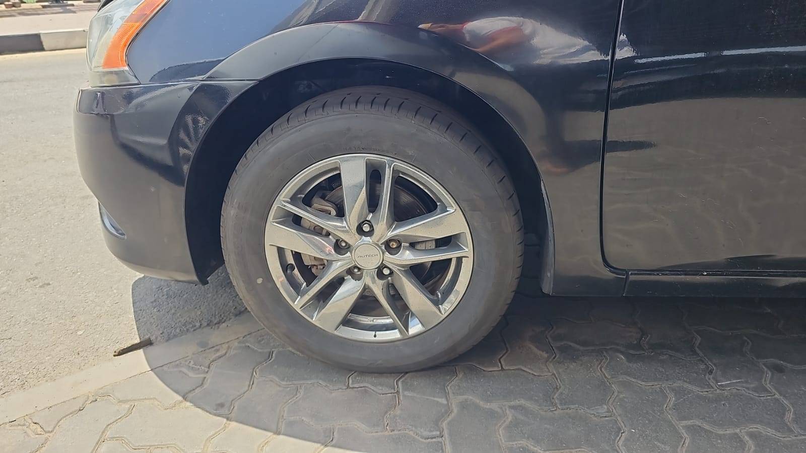 2013 NISSAN SENTRA — 13570 KM — Lot L773651 — Souq - Marhaba Auctions Used Cars - Image 4