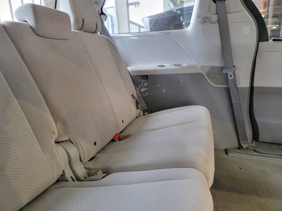 2012 TOYOTA SIENNA — 259394 Miles — Lot 237239 - Marhaba Auctions Used Cars - Image 5