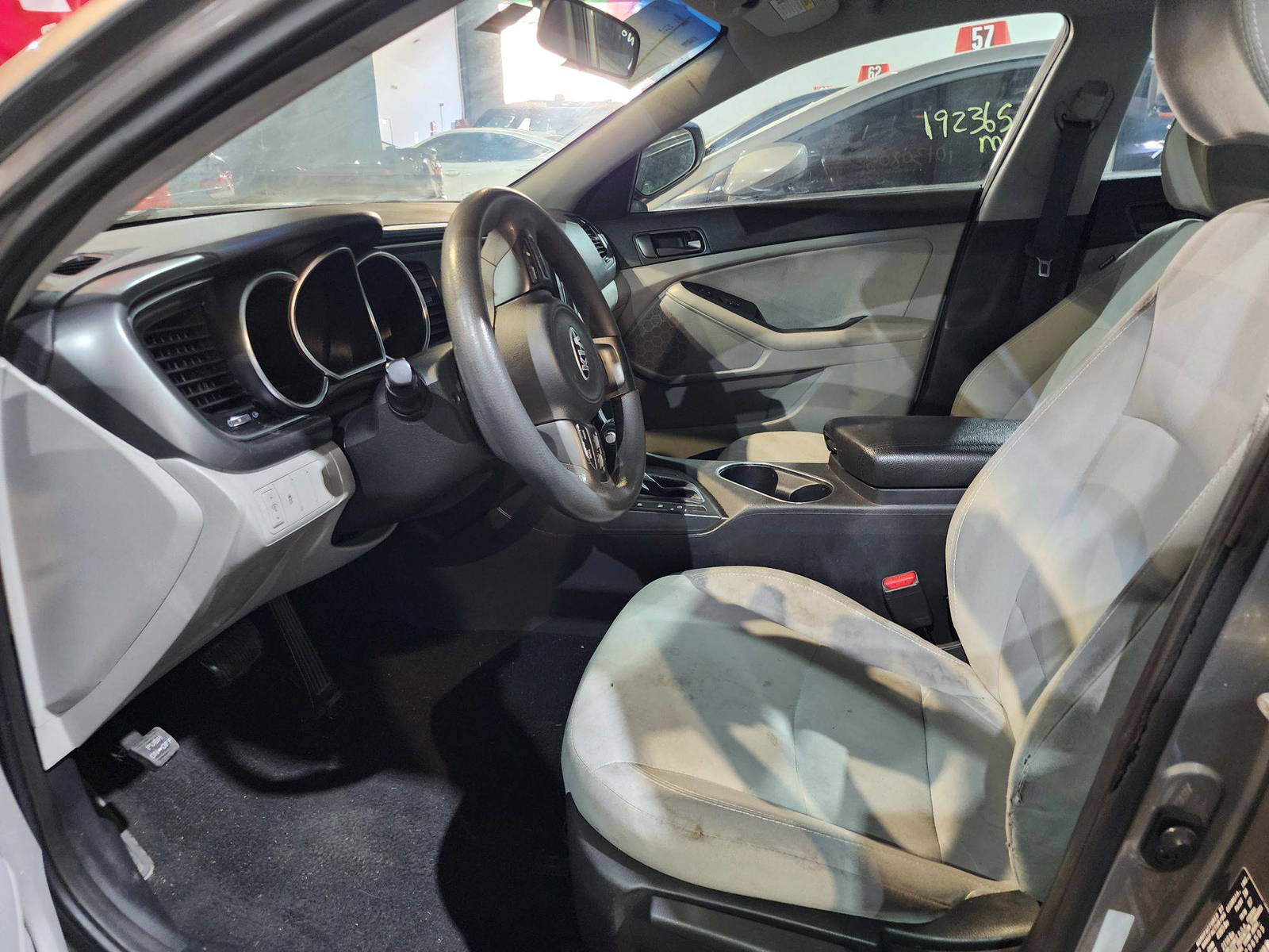 2014 KIA OPTIMA — 195480 Miles — Lot 66203274 — Al Quoz - Marhaba Auctions Used Cars - Image 9