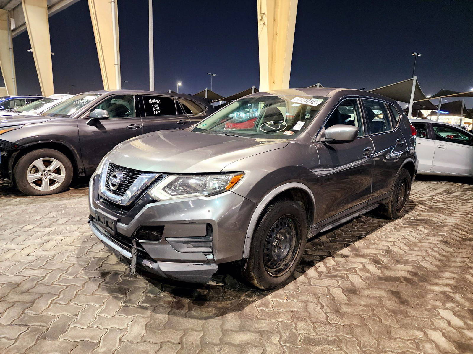 2017 NISSAN ROGUE — 150472 Miles — Lot 8HW135509 — Souq - Marhaba Auctions Used Cars - Image 5