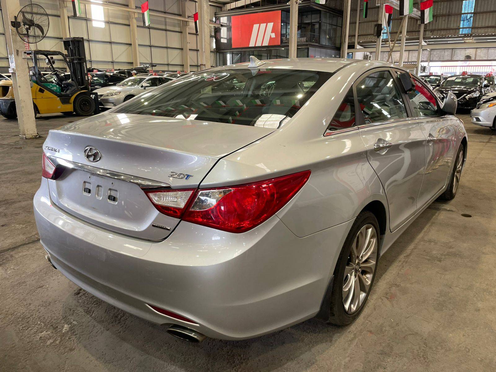 2011 HYUNDAI SONATA — 112442 Miles — Lot 203950 — Main - Marhaba Auctions Used Cars - Image 6
