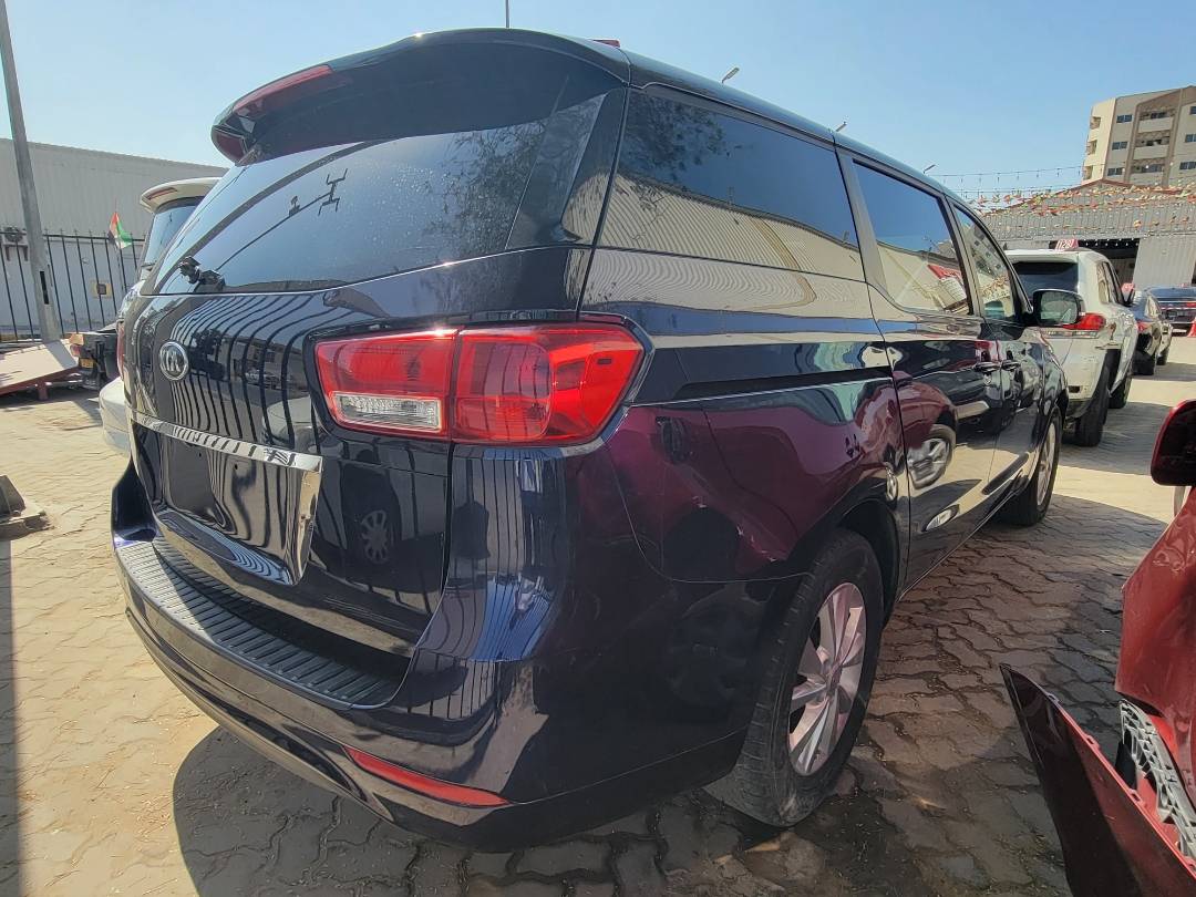 2018 KIA SEDONA — 153430 Miles — Lot 17J6380272 — Main - Marhaba Auctions Used Cars - Image 3