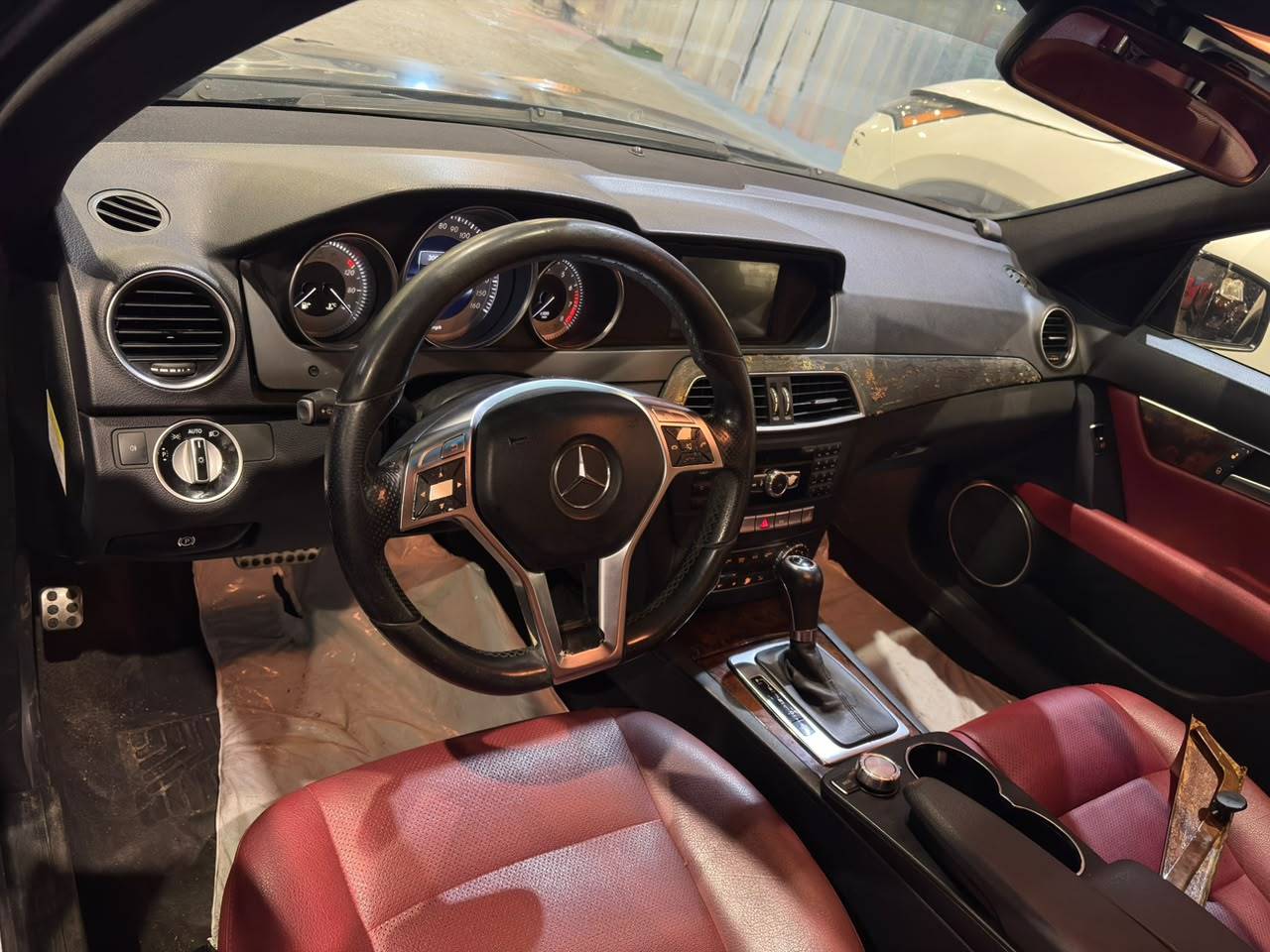 2013 MERCEDES BENZ C300 — 229878 KM — Lot 252056 — Main - Marhaba Auctions Used Cars - Image 7