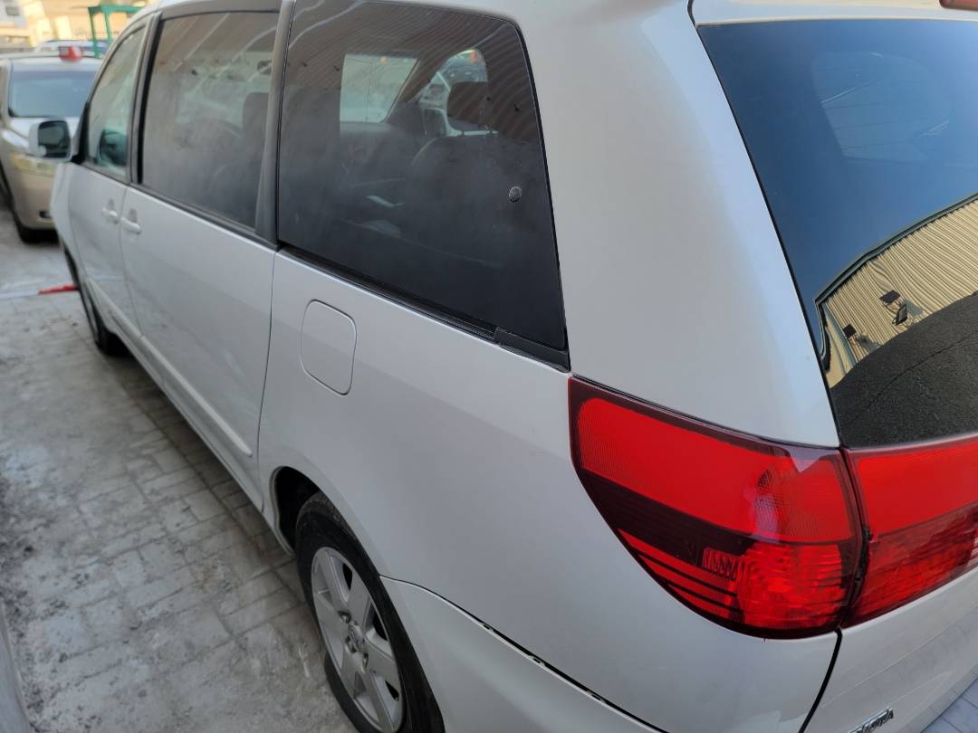 2004 TOYOTA SIENNA — 248475 Miles — Lot 68200393 - Marhaba Auctions Used Cars - Image 5