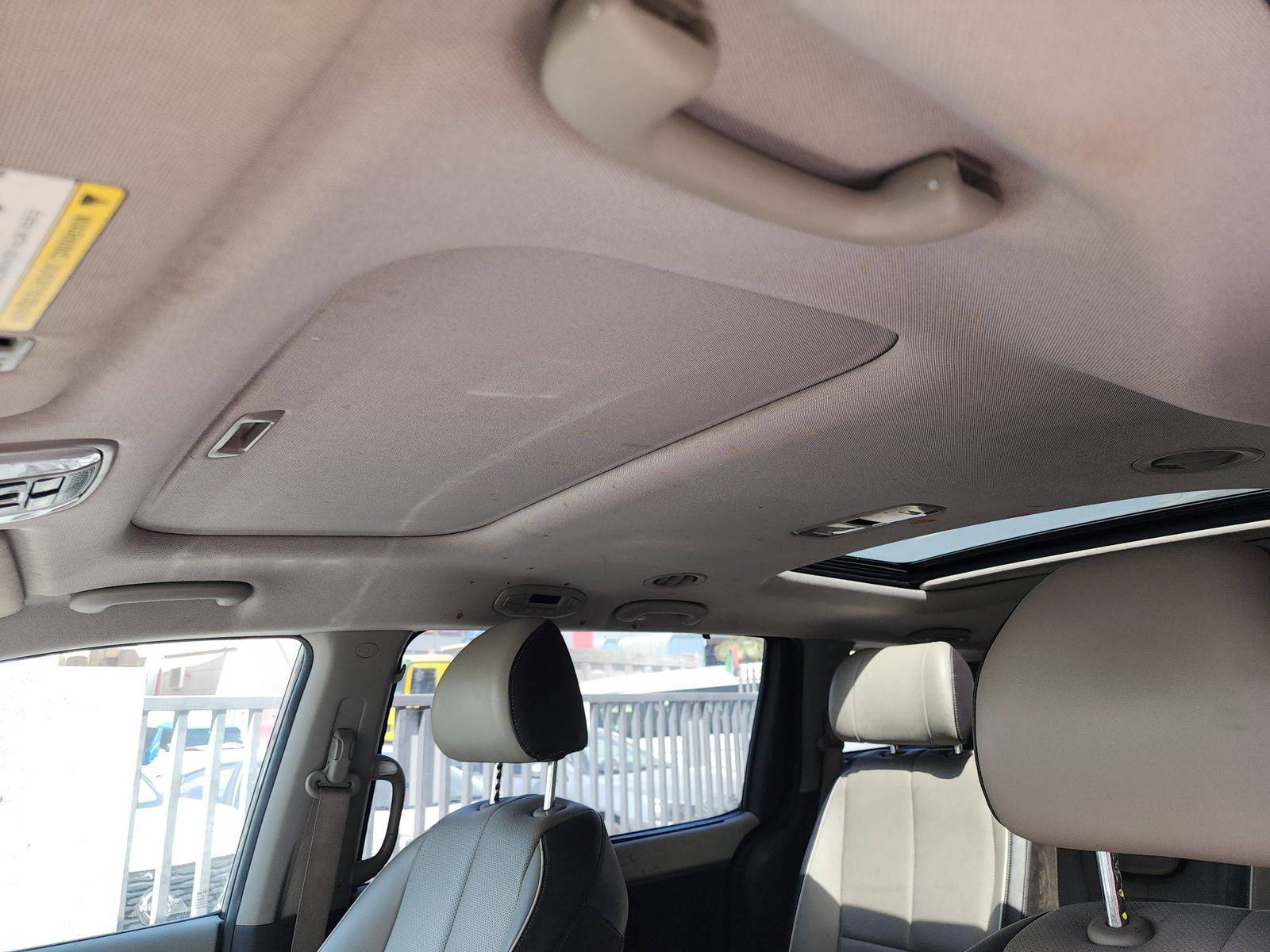 KIA SEDONA 2015 - Marhaba Auction Used Cars - Image 9