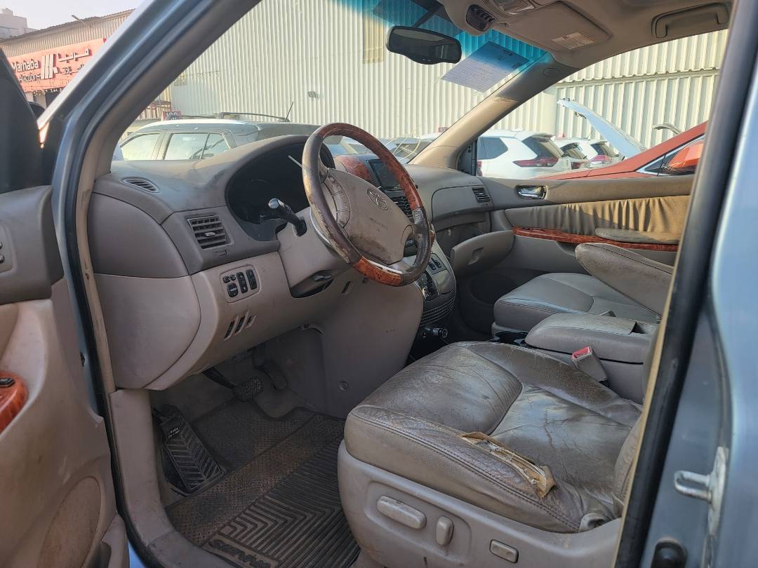 2006 TOYOTA SIENNA — 265276 Miles — Lot 46134444 — Ind. 12 - Marhaba Auctions Used Cars - Image 5