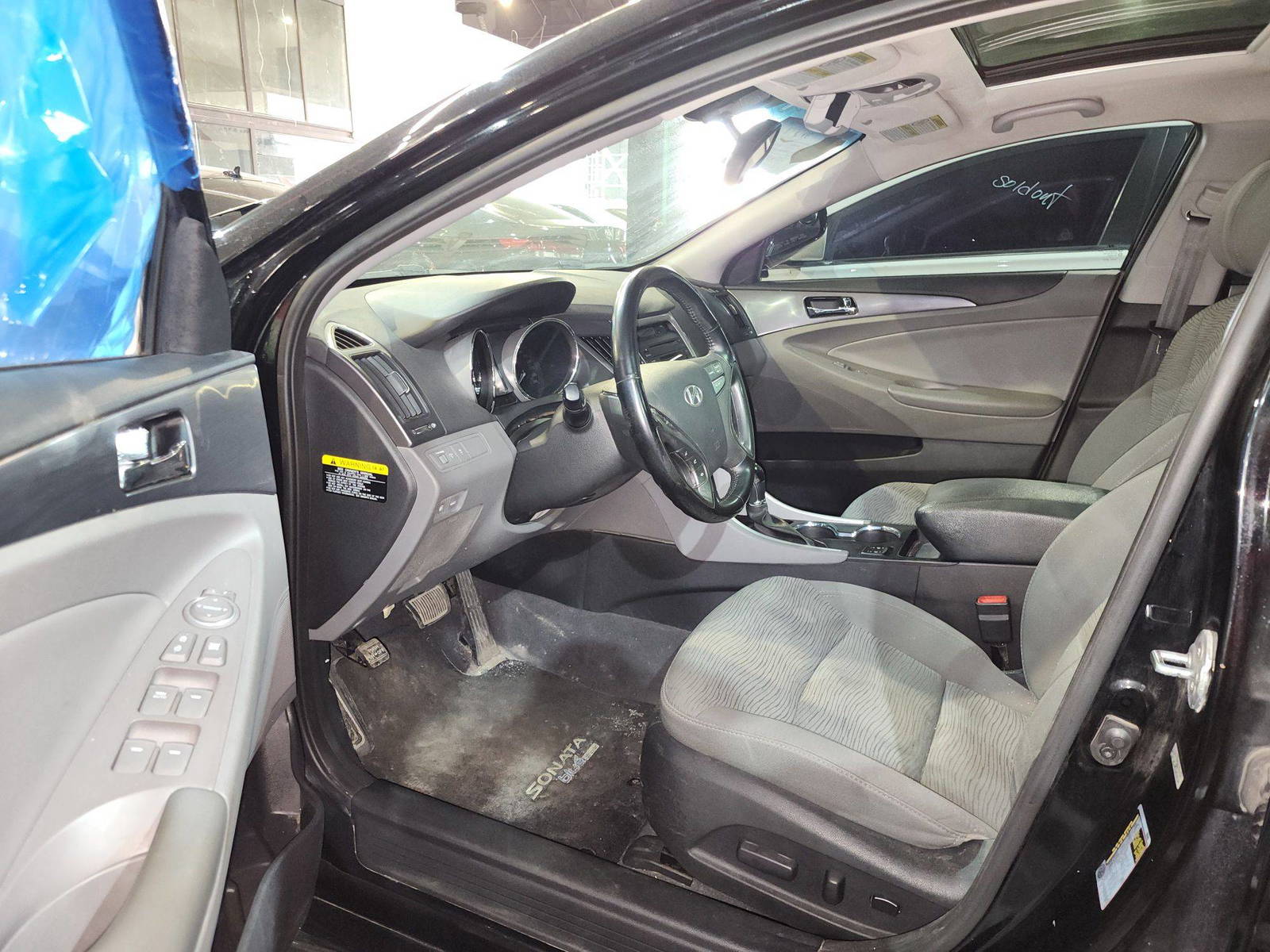 HYUNDAI SONATA 2014 - Marhaba Auction Used Cars - Image 9