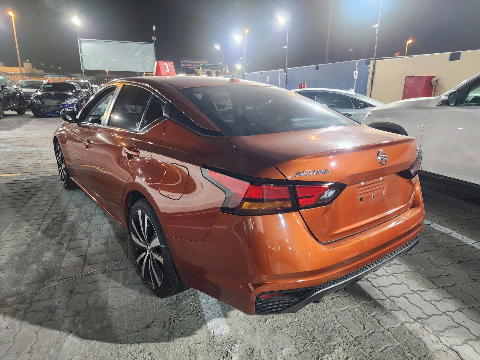 2021 NISSAN ALTIMA — sold — 80758 Miles — Lot 82478055 — Oman Yard - Marhaba Auctions Used Cars - Image 5