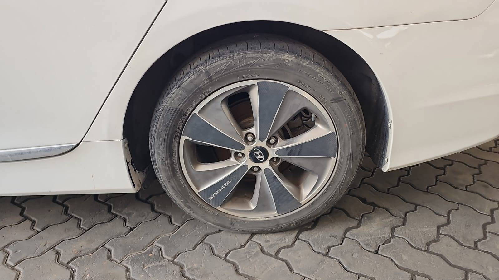 HYUNDAI SONATA 2012 - Marhaba Auction Used Cars - Image 4