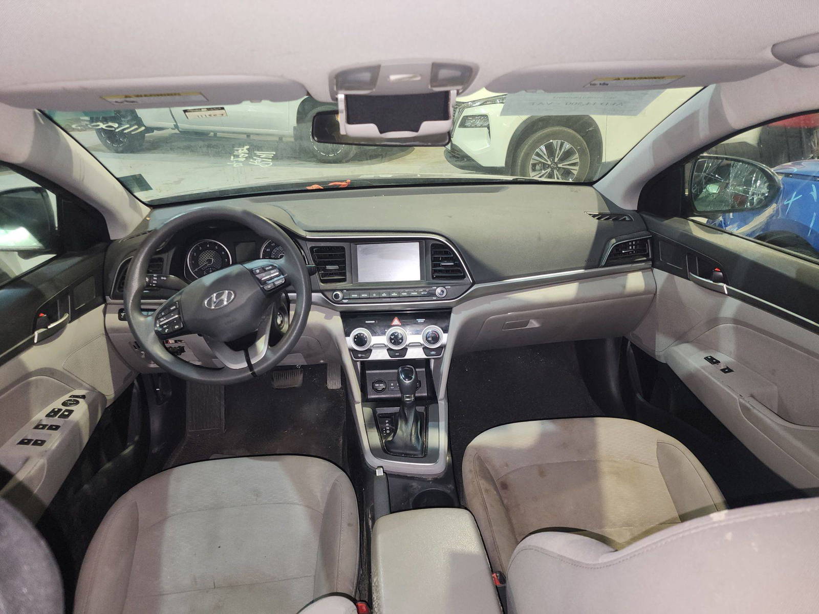 2019 HYUNDAI ELANTRA — 111503 Miles — Lot 242079 — Main - Marhaba Auctions Used Cars - Image 8