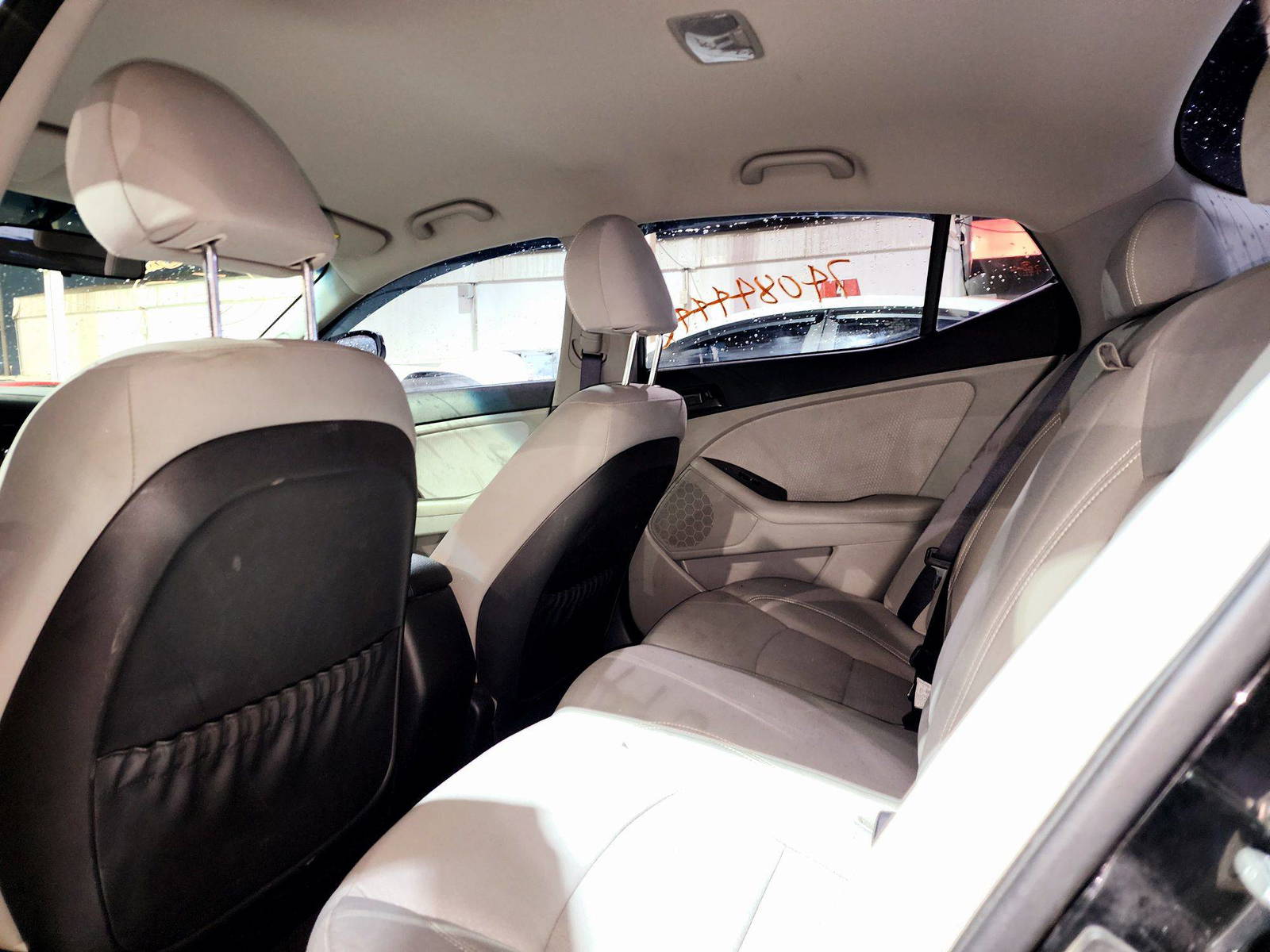 2012 KIA OPTIMA — 167682 Miles — Lot 4A72C5298058 — Souq - Marhaba Auctions Used Cars - Image 6