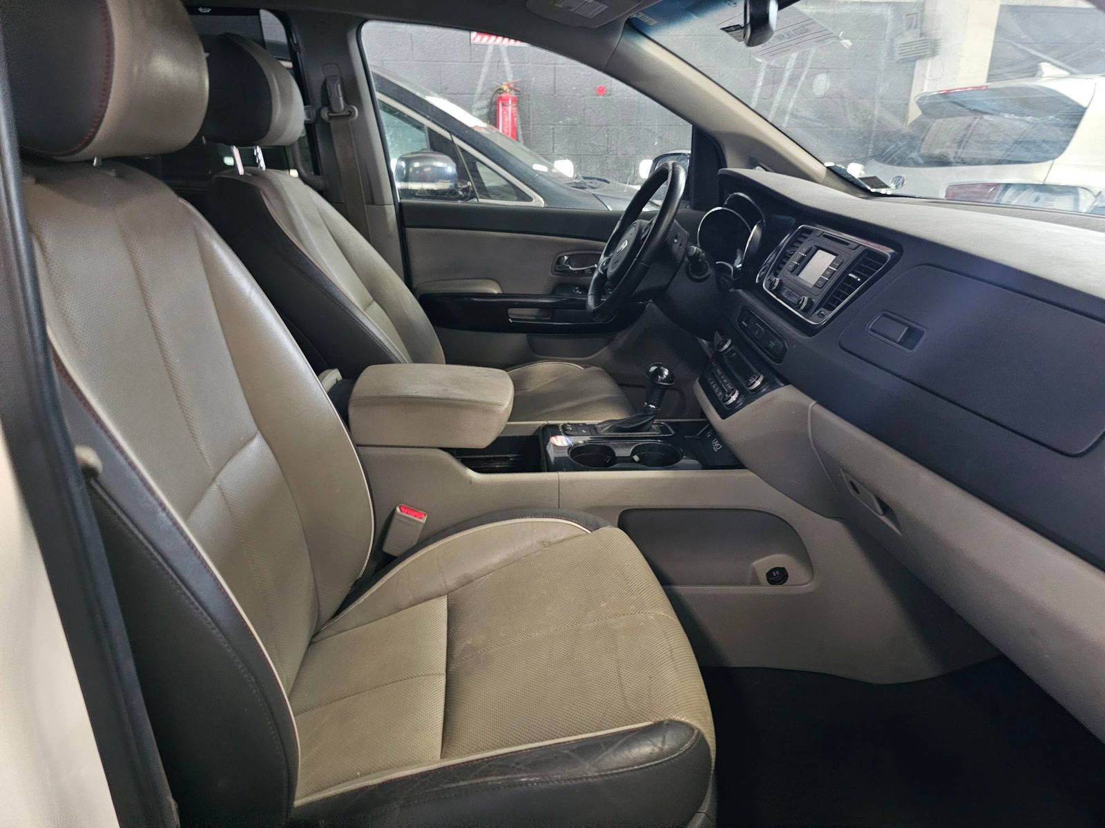 KIA SEDONA 2016 - Marhaba Auction Used Cars - Image 7