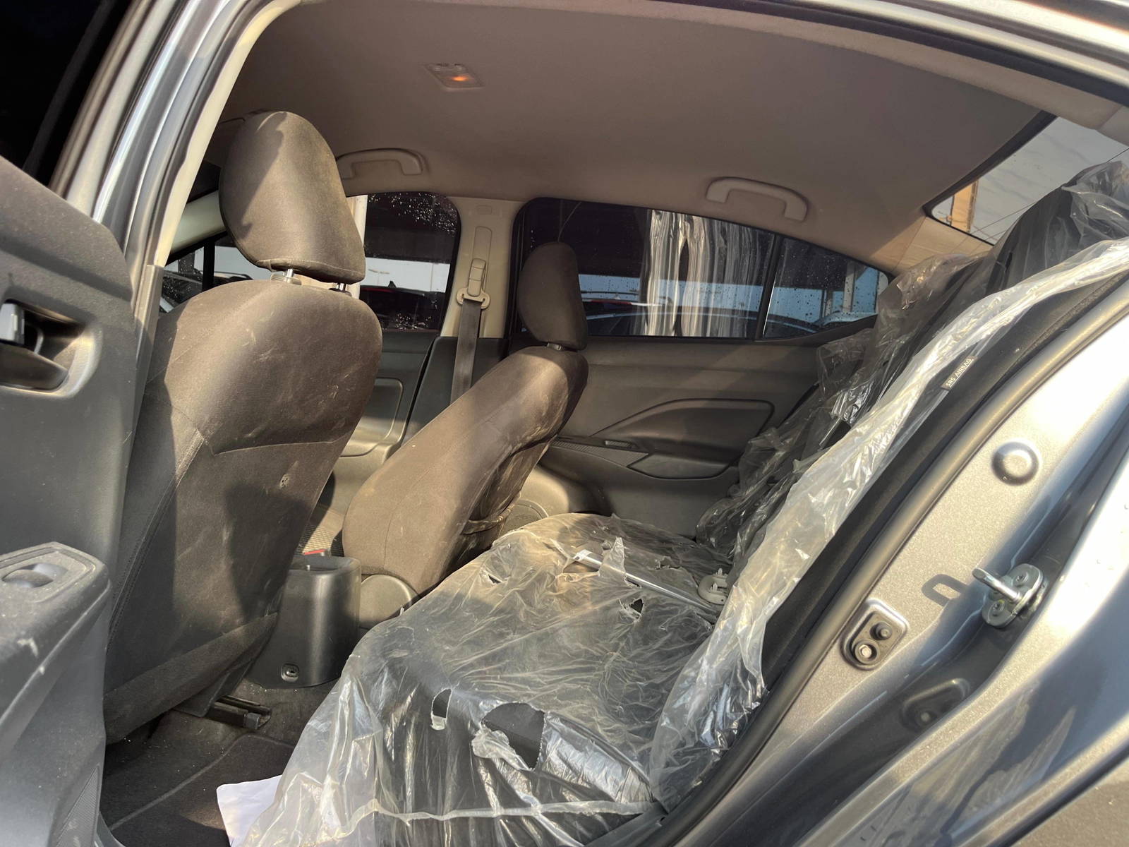 2022 NISSAN VERSA — 140456 Miles — Lot 0NL823124 — Souq - Marhaba Auctions Used Cars - Image 7