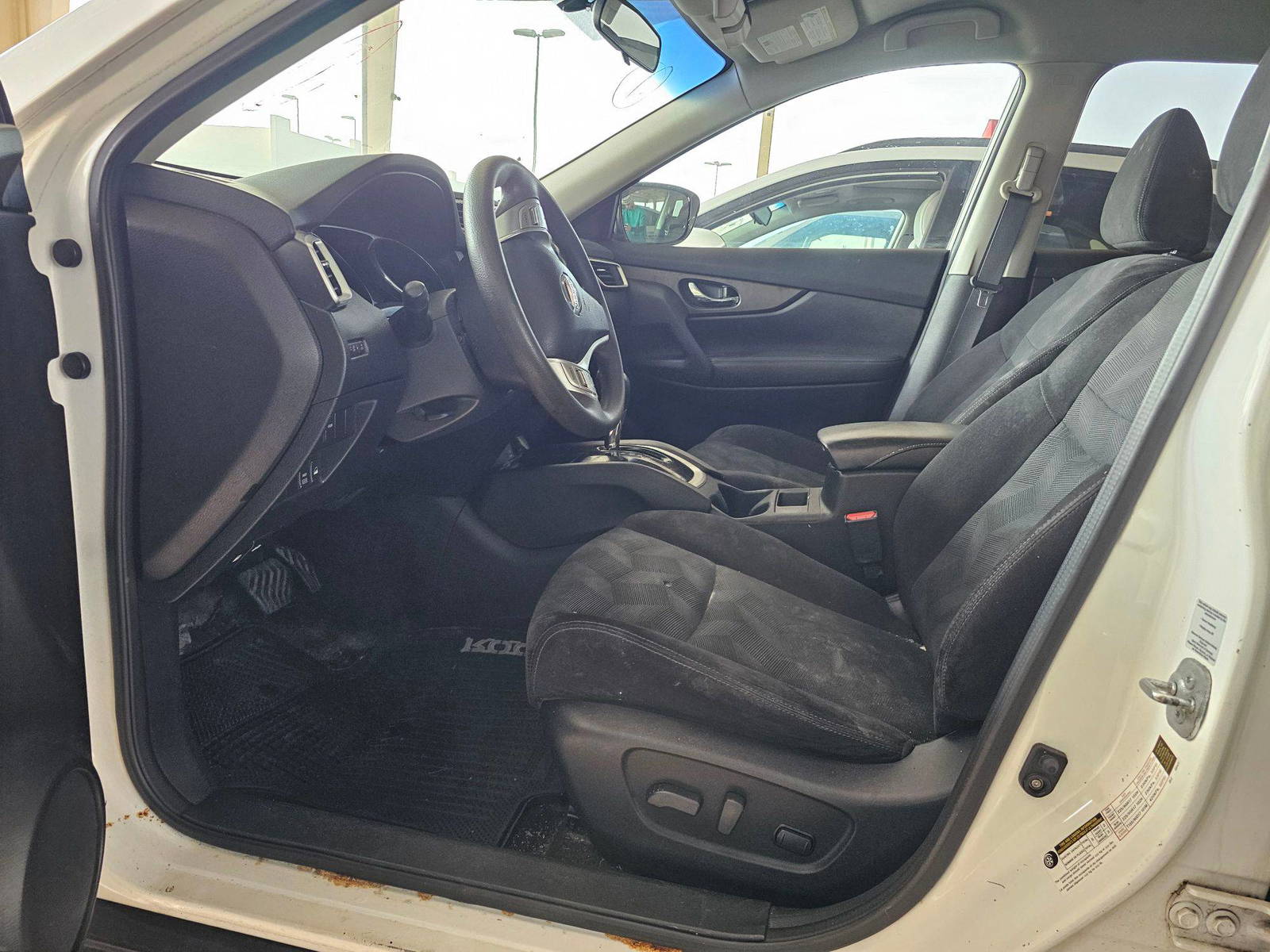 NISSAN ROGUE 2014 - Marhaba Auction Used Cars - Image 9