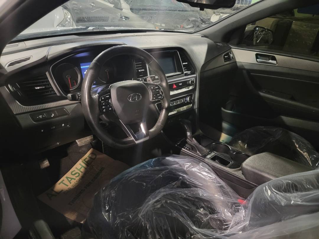 2018 HYUNDAI SONATA — 133224 Miles — Lot 92286 — Main - Marhaba Auctions Used Cars - Image 6
