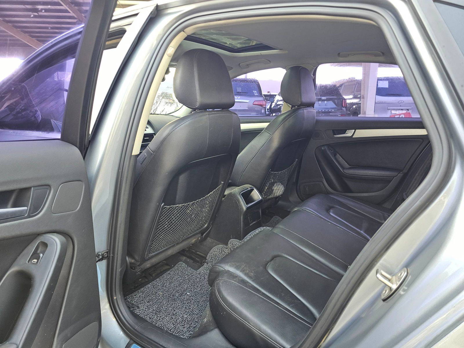 2011 AUDI A4 — 207902 KM — Lot 025573 — Ind. 12 - Marhaba Auctions Used Cars - Image 6