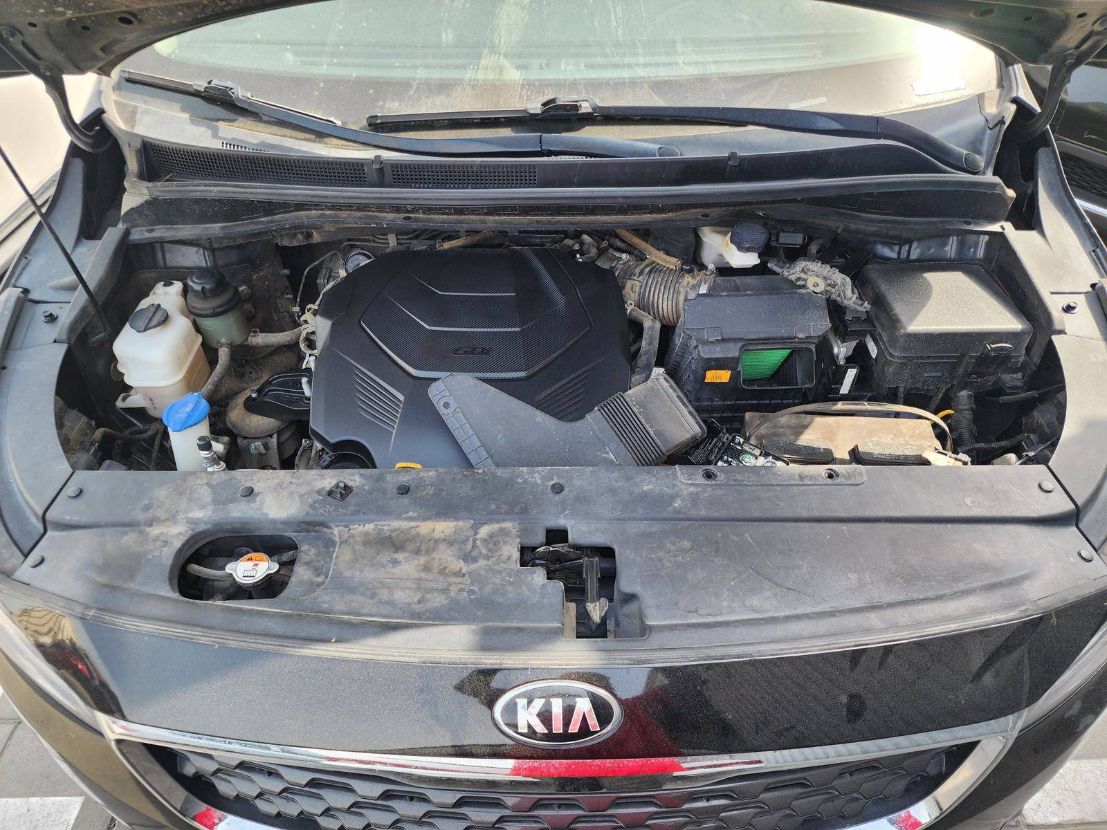 2020 KIA SEDONA — 164989 Miles — Lot 6594029 — Al Quoz - Marhaba Auctions Used Cars - Image 12