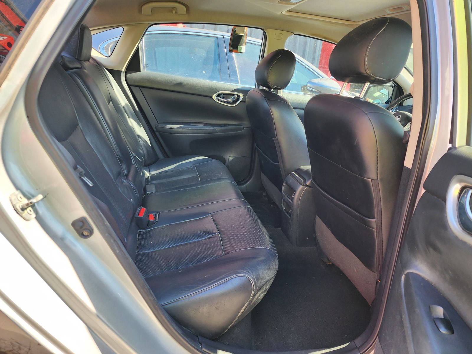 2014 NISSAN SENTRA — 153663 Miles — Lot 66783984 — Al Quoz - Marhaba Auctions Used Cars - Image 7